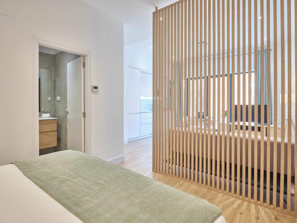 مدريد Paseo Suites Hotel الغرفة الصورة